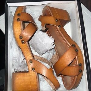 Brown Strappy Women's Sandals